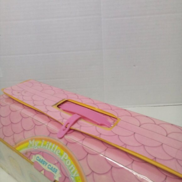 My Little Pony Vintage 80s Lot Plastic Case 5 Pony's 2 Hats - Picture 2 of 16